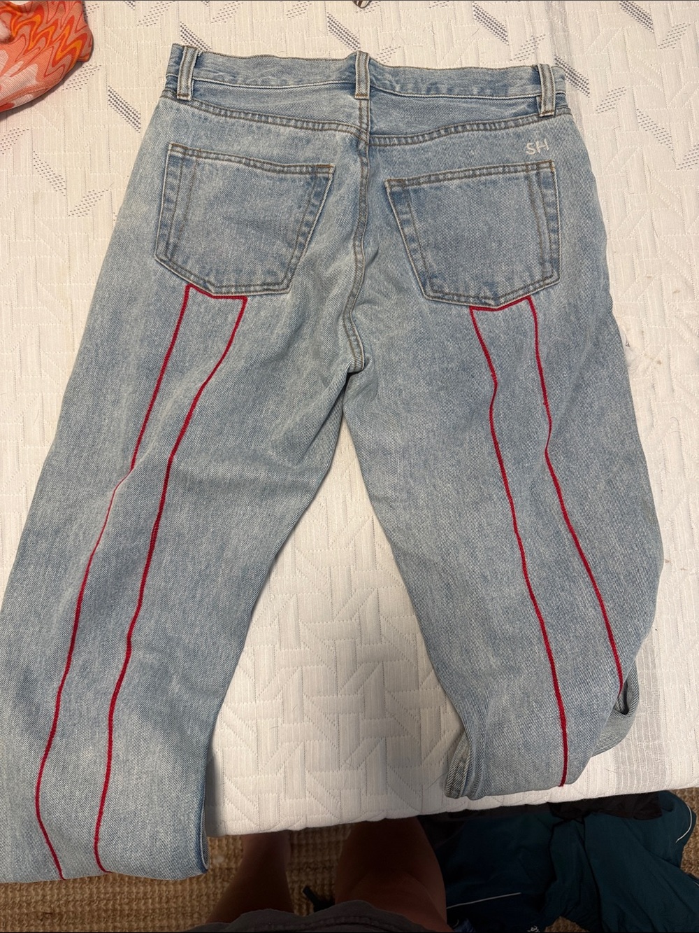 Light Blue Straight-Leg Jeans with Red Stripe - Still Here - sz 28